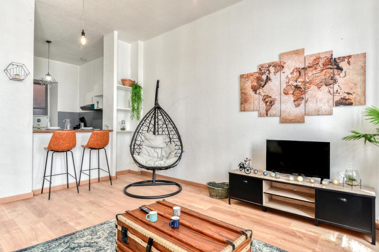 Parenthese Occitane -Wifi - Balneo- Parking Gratuit - Netflix Apartment Carcassonne Luaran gambar