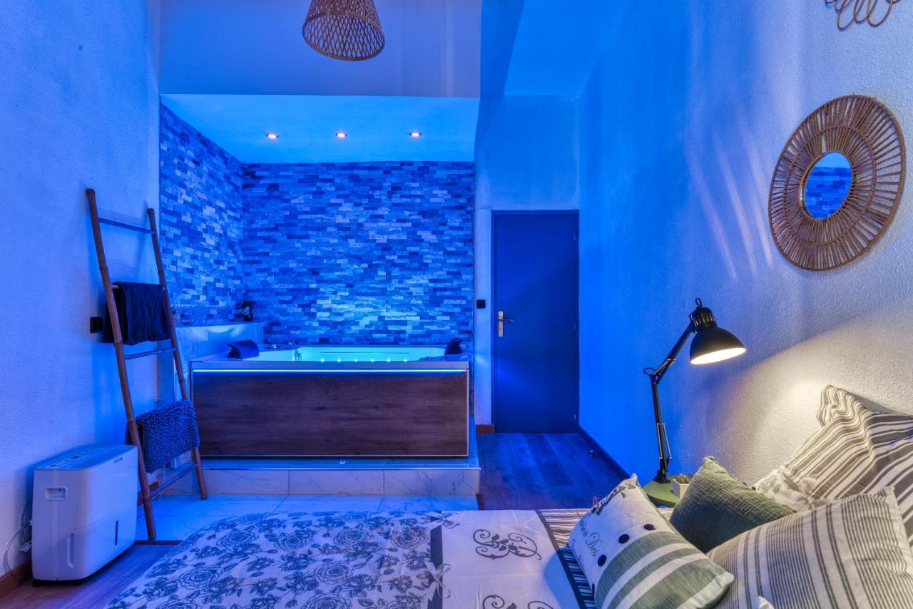 Parenthese Occitane -Wifi - Balneo- Parking Gratuit - Netflix Apartment Carcassonne Luaran gambar