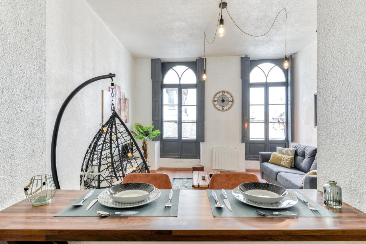 Parenthese Occitane -Wifi - Balneo- Parking Gratuit - Netflix Apartment Carcassonne Luaran gambar
